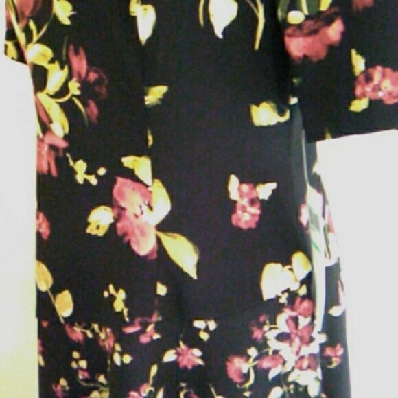 NWT London Style Collection Dark Floral Dress - Picture 6 of 11